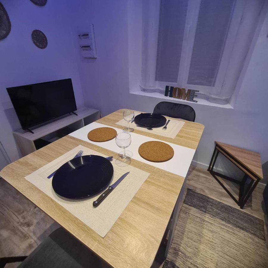 Tres Joli Appartement 2 Pieces, Centre-Ville Tuchan Экстерьер фото